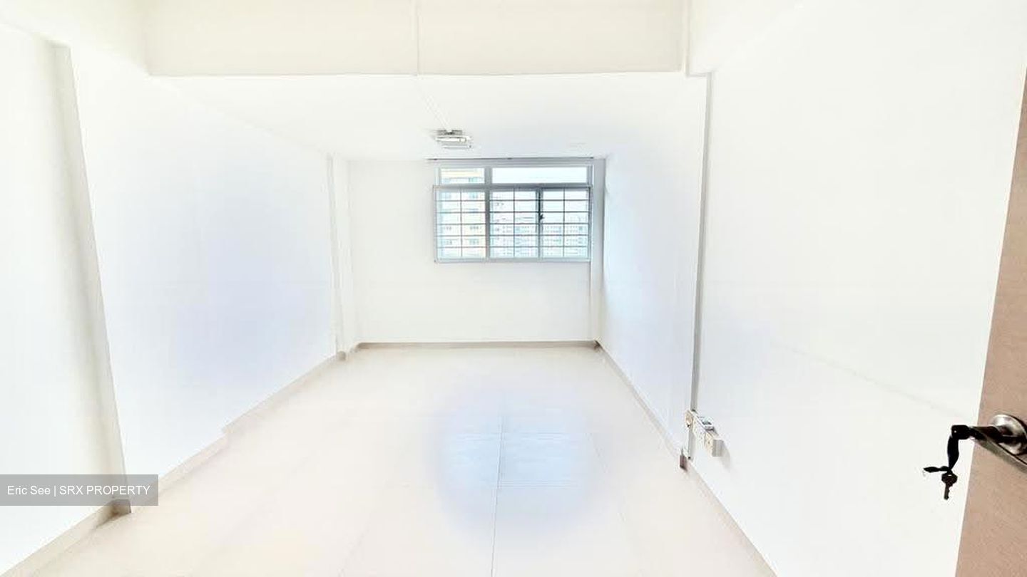 Blk 151 Yio Chu Kang Grove (Ang Mo Kio), HDB 3 Rooms #629685031